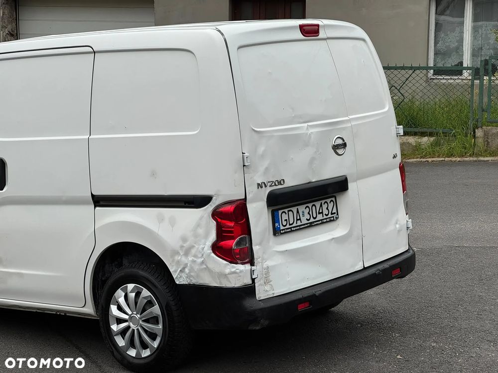 Nissan NV200 - 16