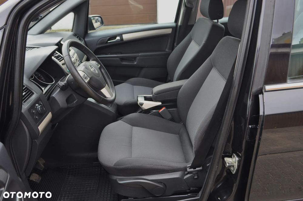 Opel Zafira 1.9 CDTI Edition Plus - 24