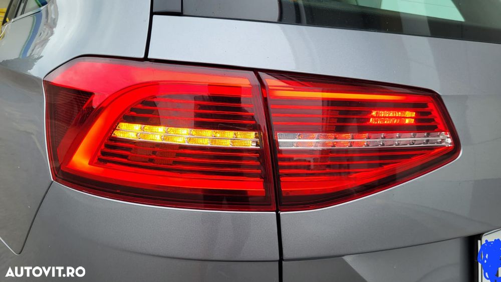 Volkswagen Passat 2.0 TDI DSG Highline - 19