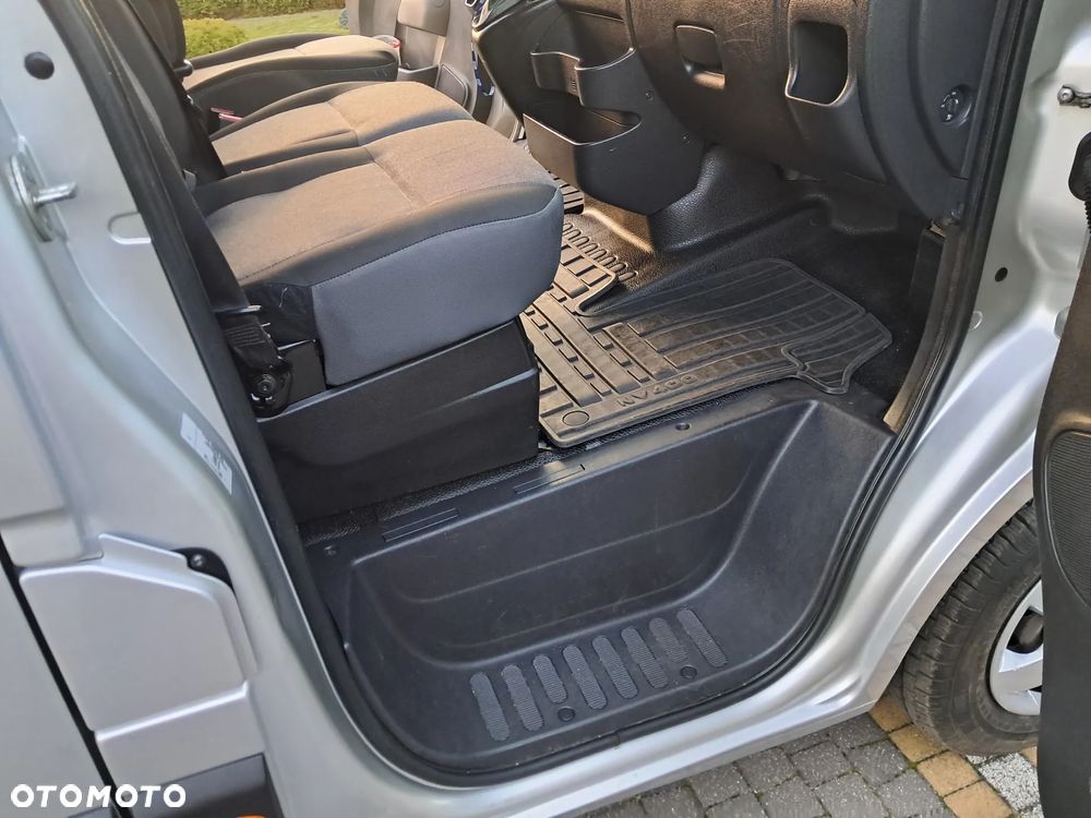 Nissan NV400 !!! BARDZO ŁADNY !!! ORYGINALNY PRZEBIEG !!! - 21