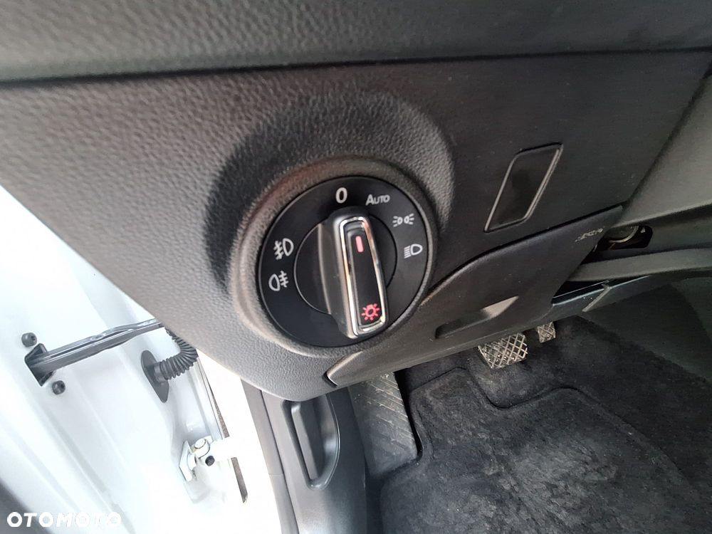 Seat Leon 2.0 TDI DPF DSG FR - 22