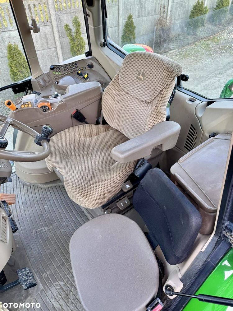 John Deere 6155m - 16