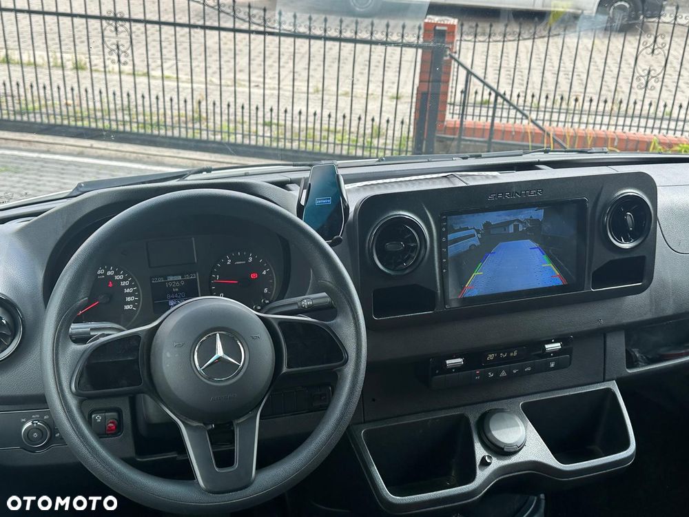 Mercedes-Benz SPRINTER - 20