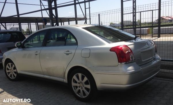 Dezmembram Toyota Avensis,2.2d,an fabr 2008 - 3