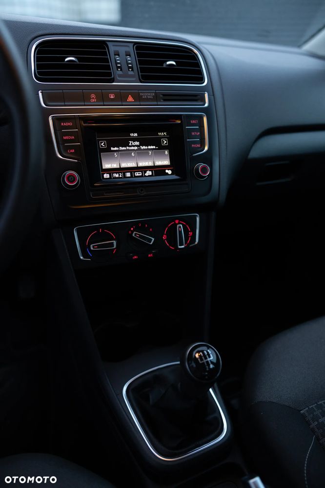 Volkswagen Polo - 28