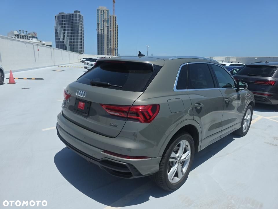Audi Q3 45 TFSI Quattro S tronic S line - 4