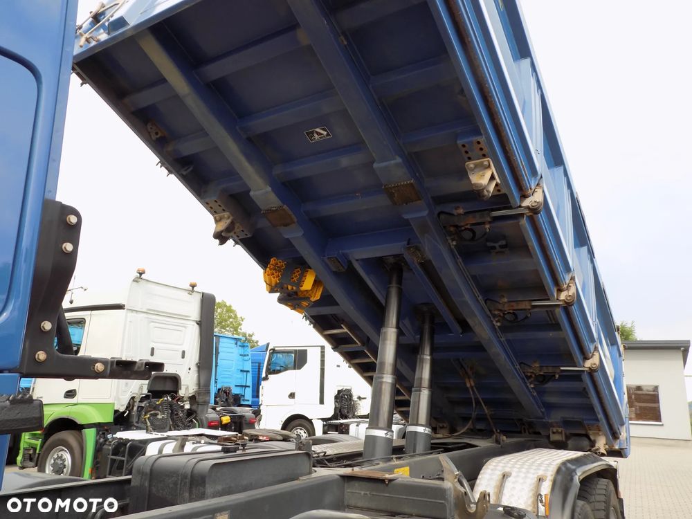 Mercedes-Benz 3246 AROCS 8X4 BORTMATIC - 17