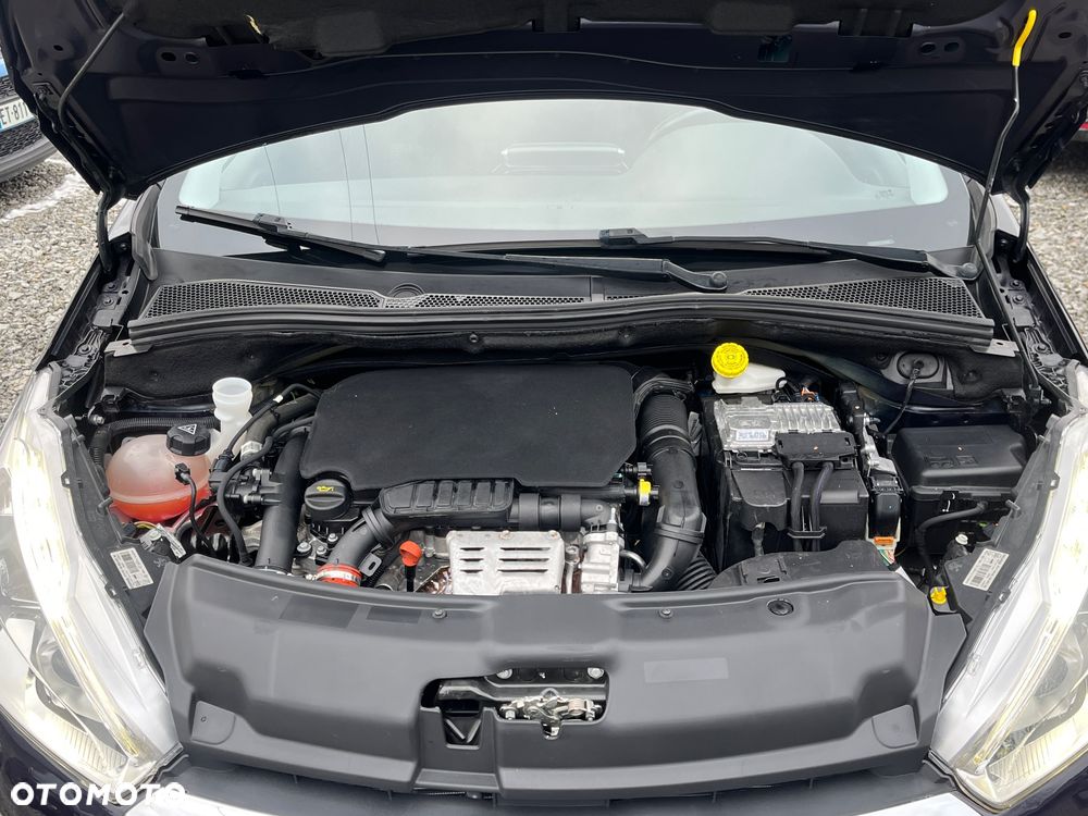 Peugeot 208 1.2 PureTech GPF Allure S&S EAT6 - 29