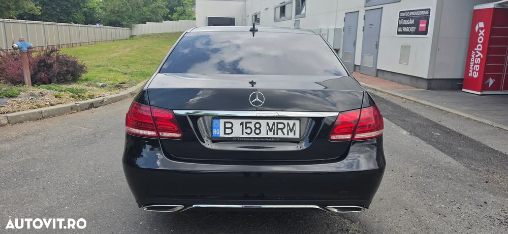 Mercedes-Benz E - 10