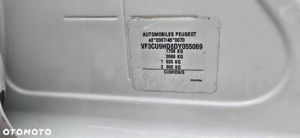 Peugeot 2008 e-HDi FAP 115 STOP & START Allure - 28