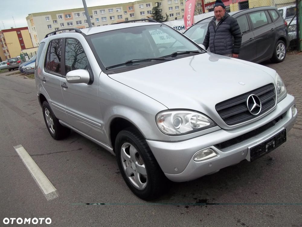 Mercedes-Benz ML - 10