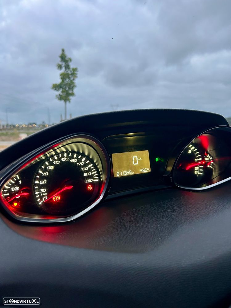 Peugeot 308 1.6 BlueHDi Style - 5