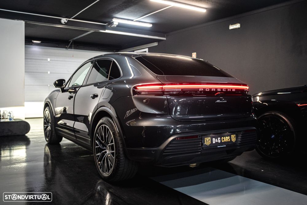 Porsche Macan Electric - 6