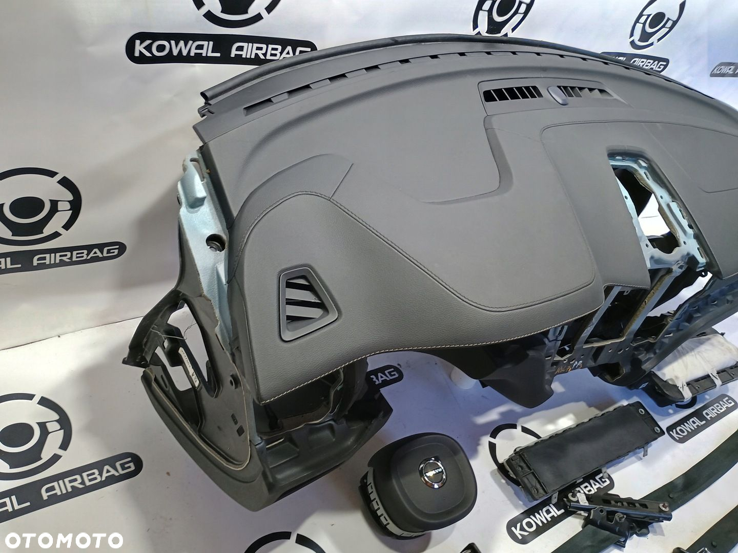 VOLVO XC60 2 II BEZ HEAD UP DESKA KONSOLA AIRBAG PODUSZKI PASY ORYGINAŁ - 4