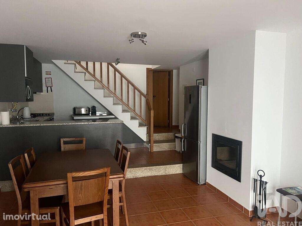 Casa / Villa T2 em Carvalhais e Candal de 131,00 m2 - Grande imagem: 3/13