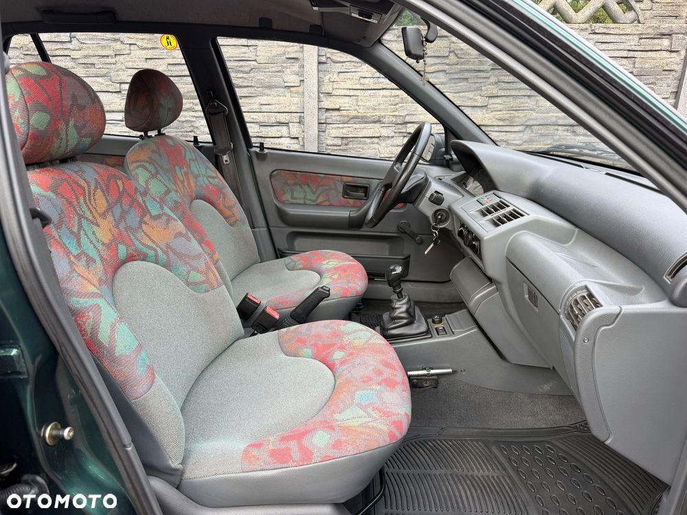 Renault Clio - 19
