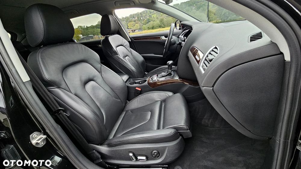 Audi A4 Avant 2.0 TDI DPF clean diesel quattro S tronic S line Sportpaket - 26
