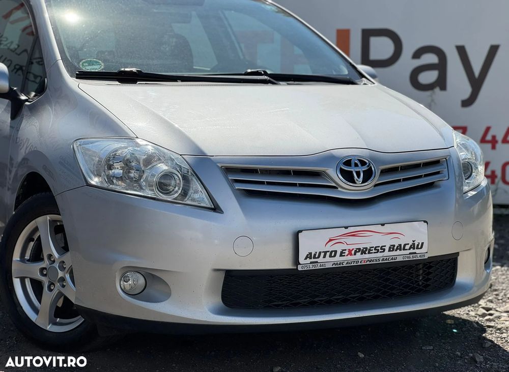Toyota Auris 2.0 D-4D DPF Sol - 15