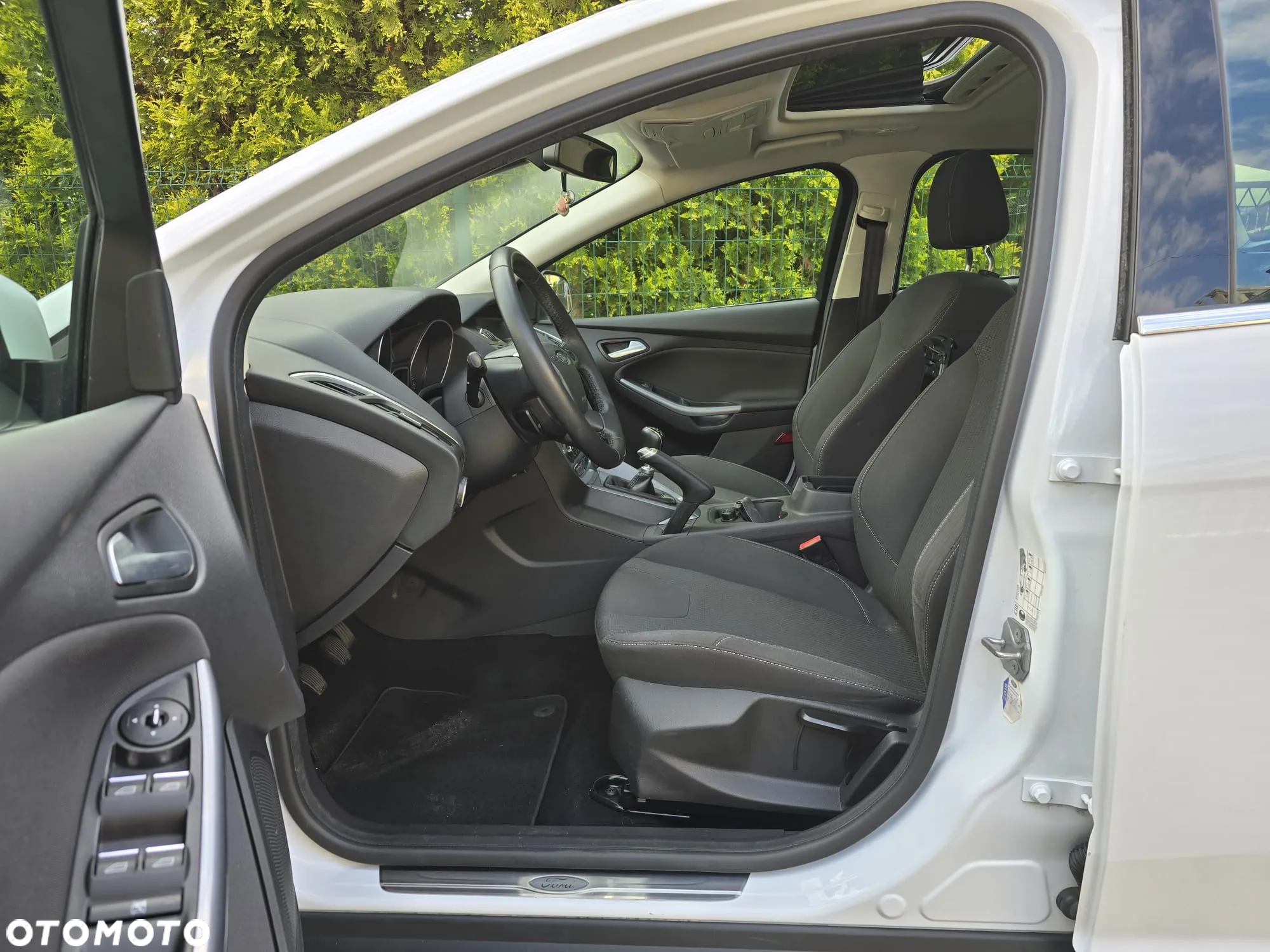 Ford Focus 1.0 EcoBoost Titanium - 23