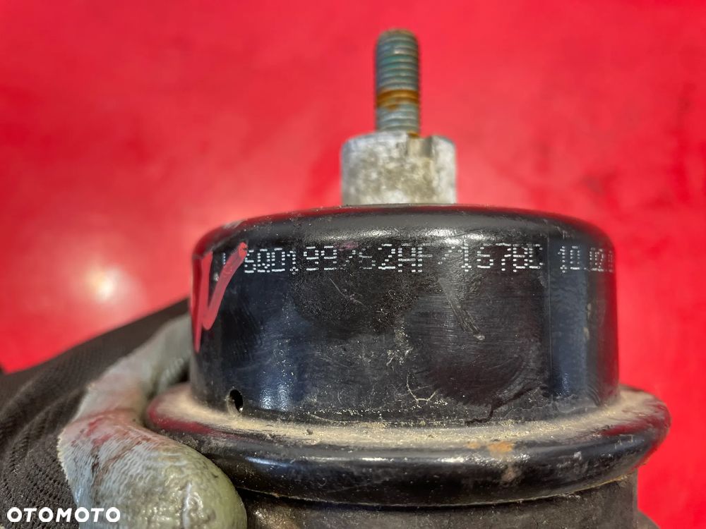 PODUSZKA SILNIKA OLEJOWA VW POLO 9N - 2