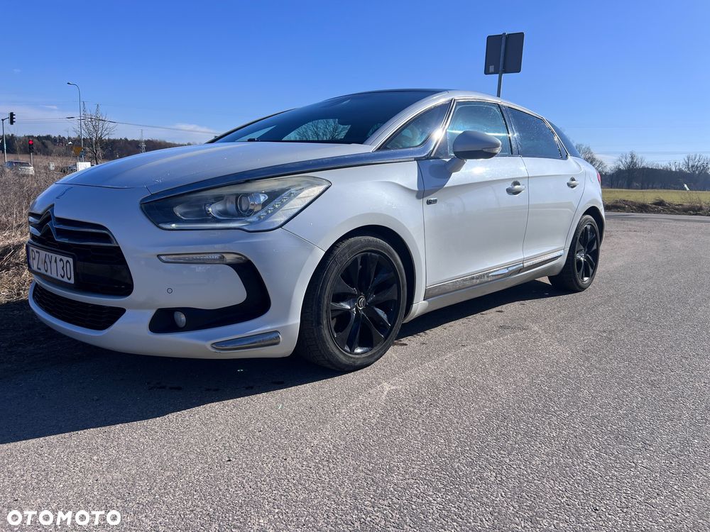 Citroën DS5 Hybrid4 EGS6 SportChic - 9