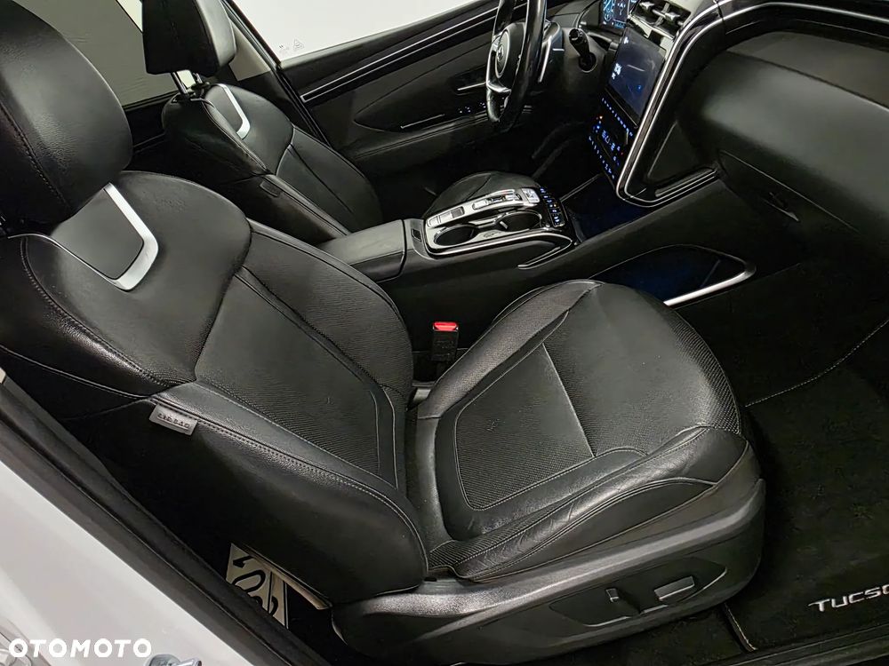 Hyundai Tucson 1.6 CRDi 48V-Hybrid 2WD DCT Prime - 19