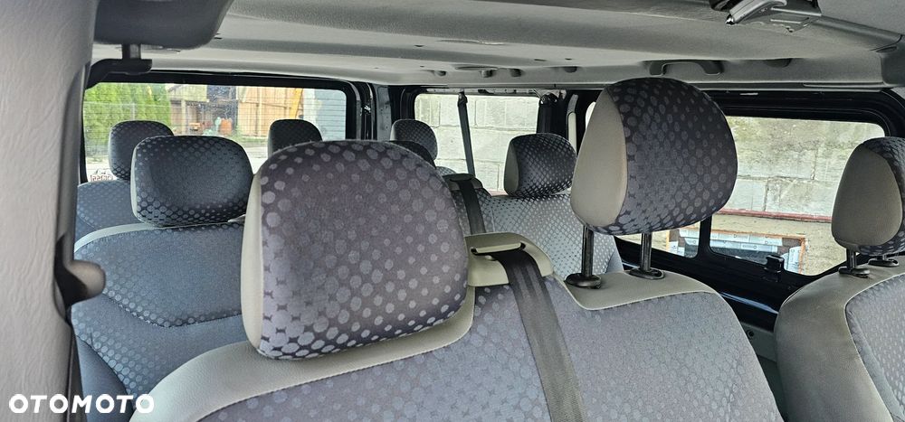 Renault Trafic 2.0 dCi 115 FAP Passenger Black Edition - 5