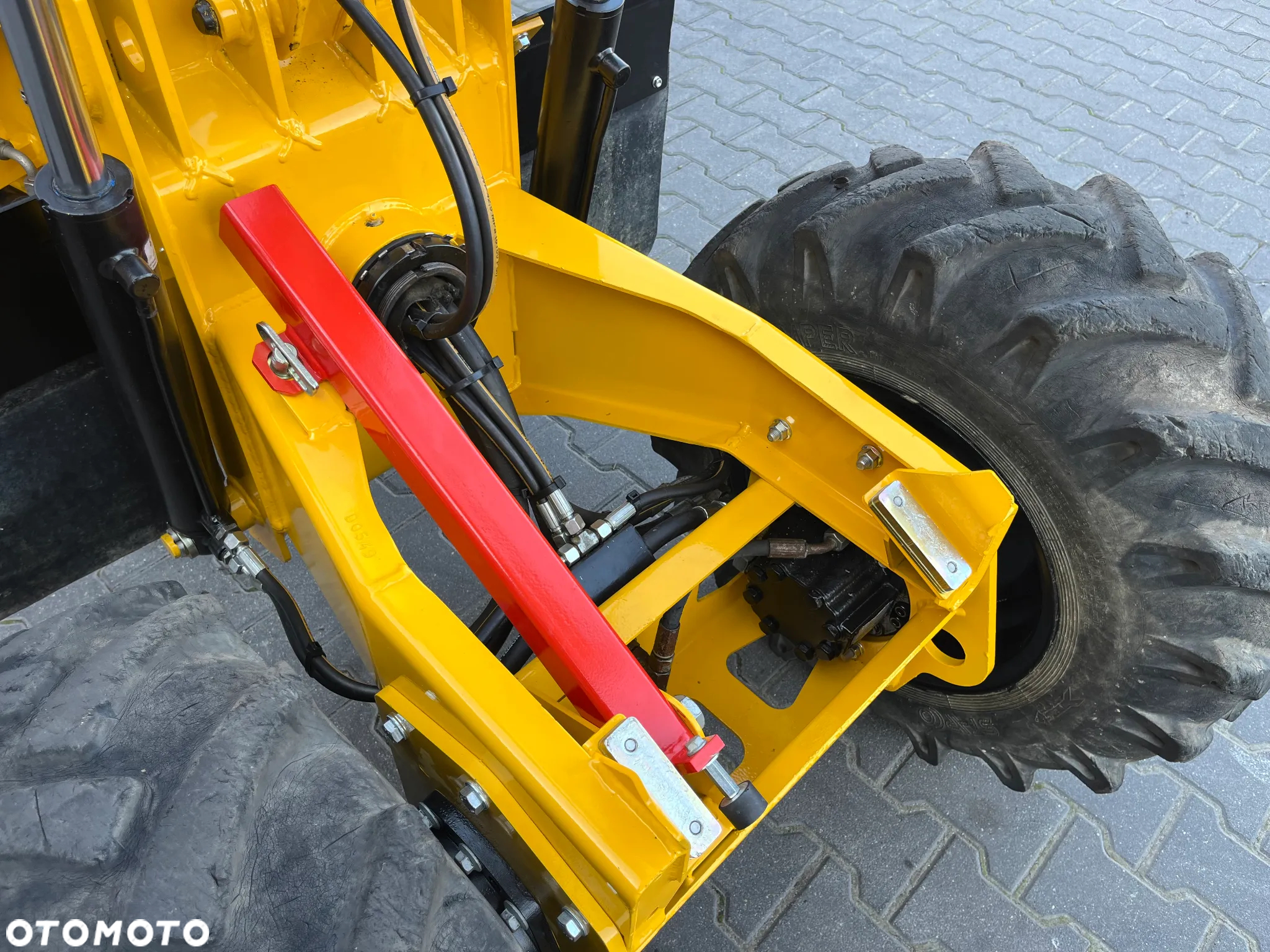 Thwaites MACH 201 - 26