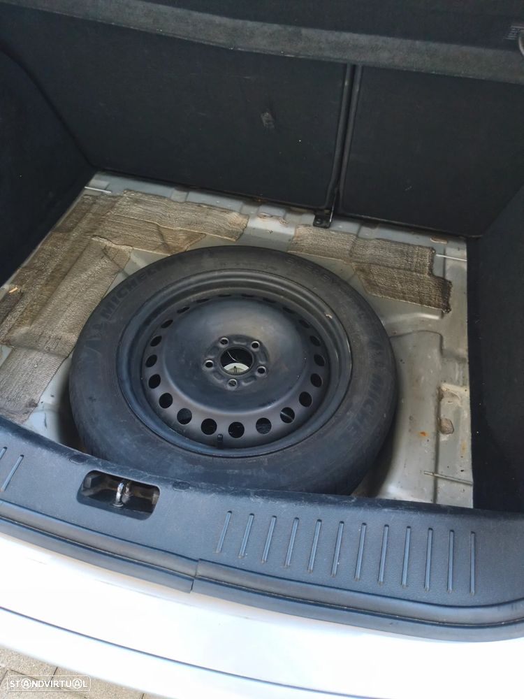 Ford Focus - 17