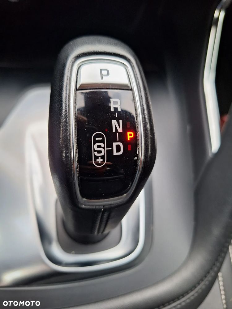 Jaguar E-Pace 2.0 i4D AWD R-Dynamic - 34