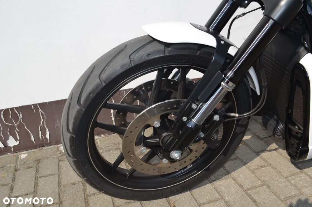 Harley-Davidson V-Rod Night Rod - 26