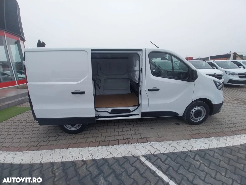 Renault TRAFIC - 13