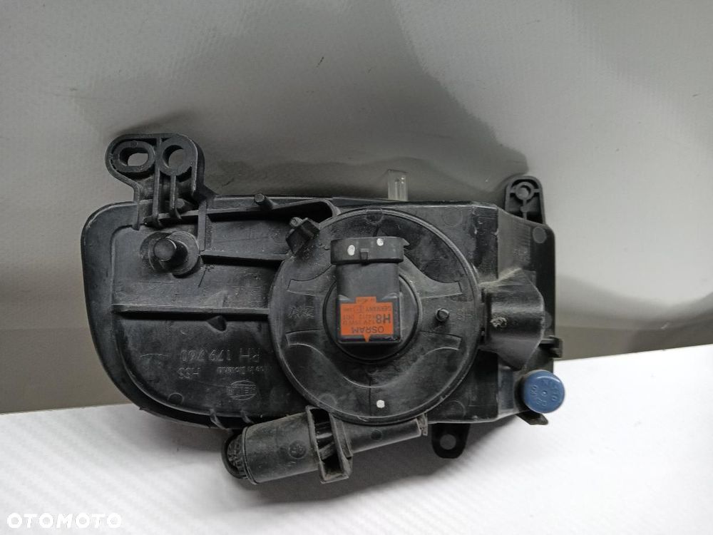 HALOGEN PRZÓD PRZEDNI PRAWY AUDI A4 B8 8K0941700 - 8