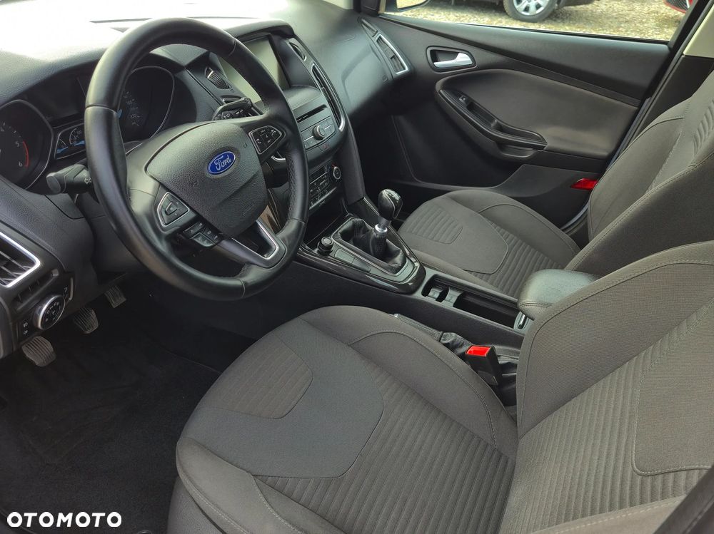 Ford Focus - 15
