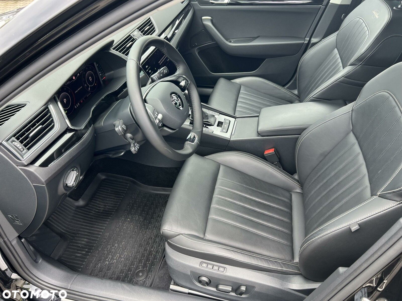 Skoda Superb 2.0 TSI 4x4 L&K DSG - 17