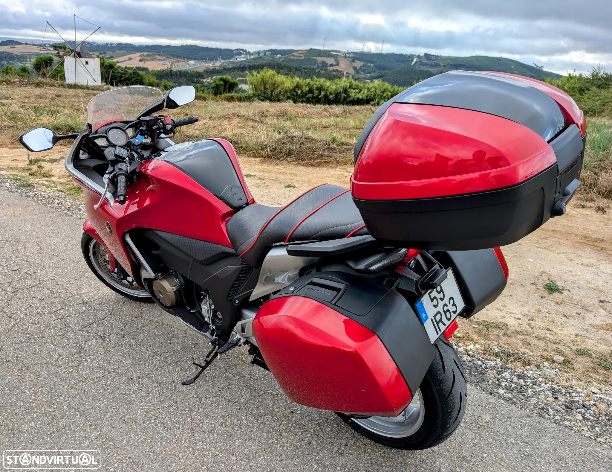 Honda VFR 1200F - 10