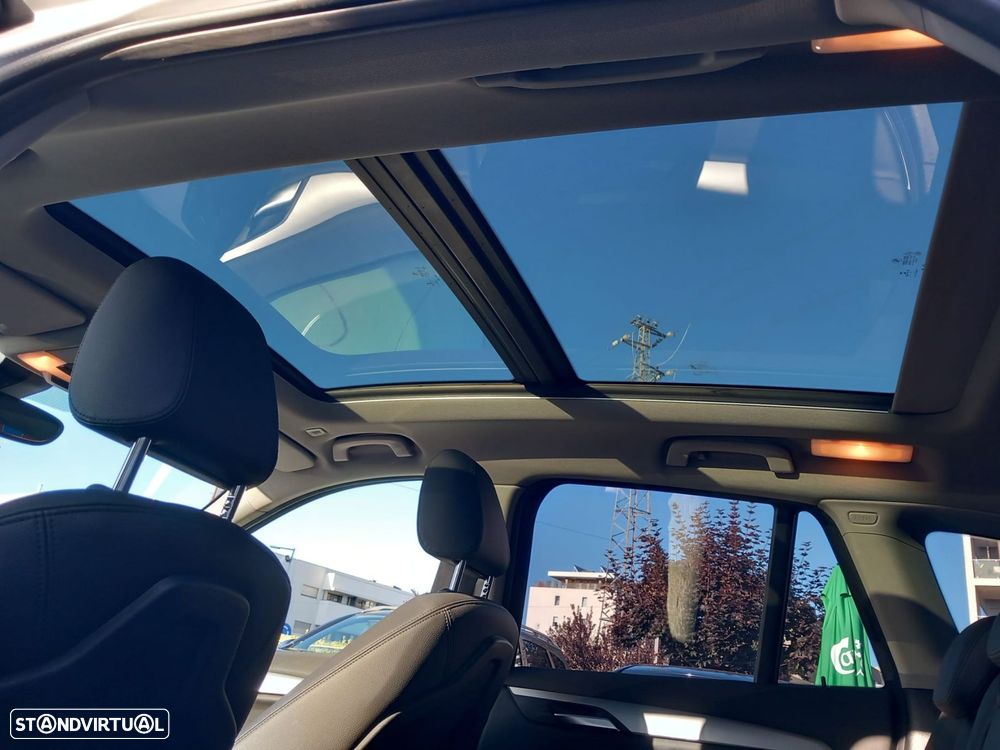 BMW X1 16 d sDrive Auto Line Sport - 26