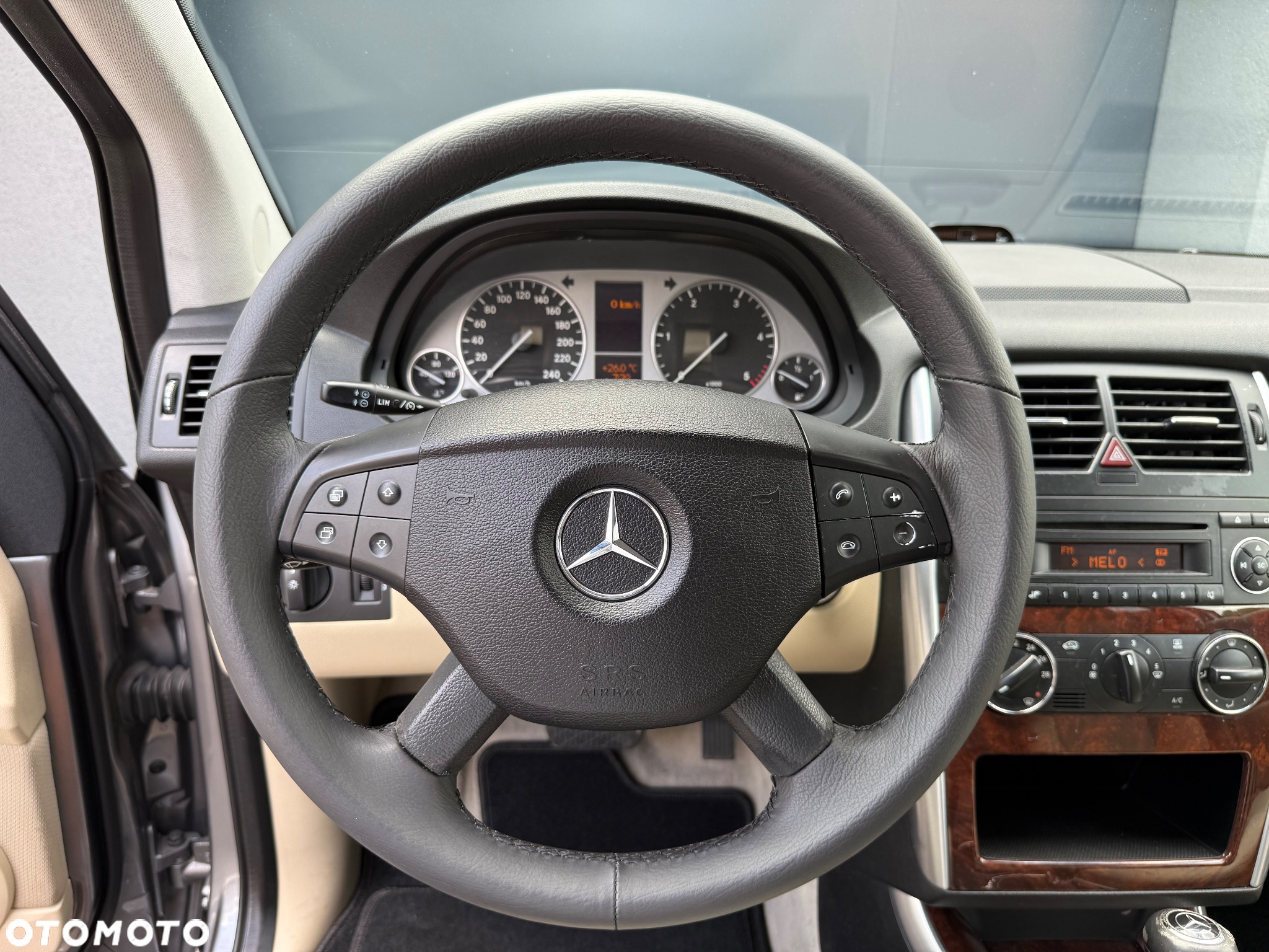 Mercedes-Benz Klasa B 200 CDI Autotronic - 13