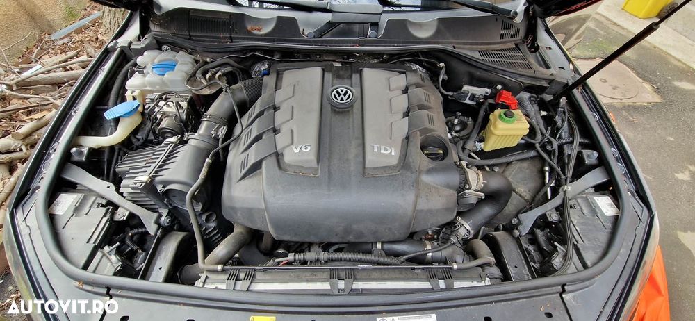 Volkswagen Touareg 3.0 V6 TDI BMT - 12