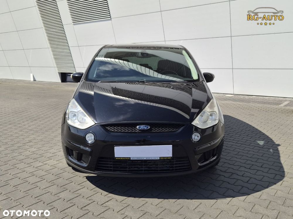 Ford S-Max - 16