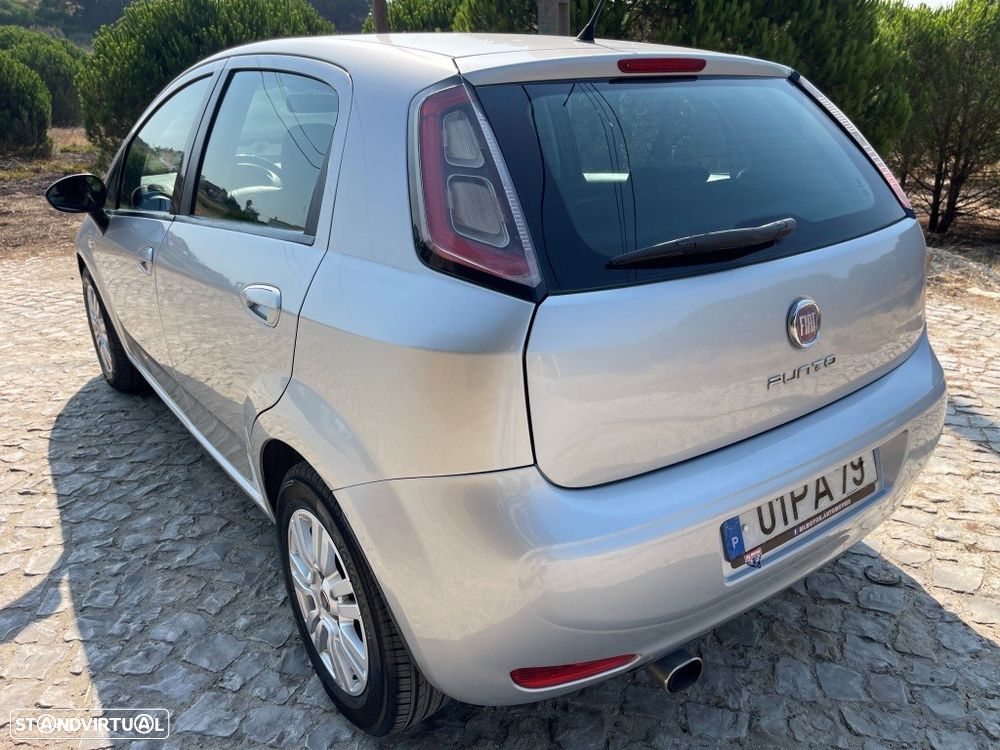 Fiat Punto 1.3 M-Jet Lounge S&S - 14