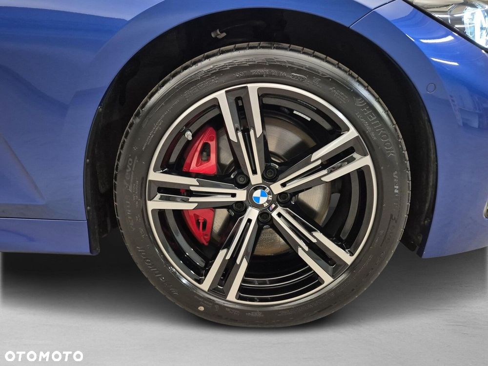 BMW Seria 3 320d xDrive mHEV sport - 9