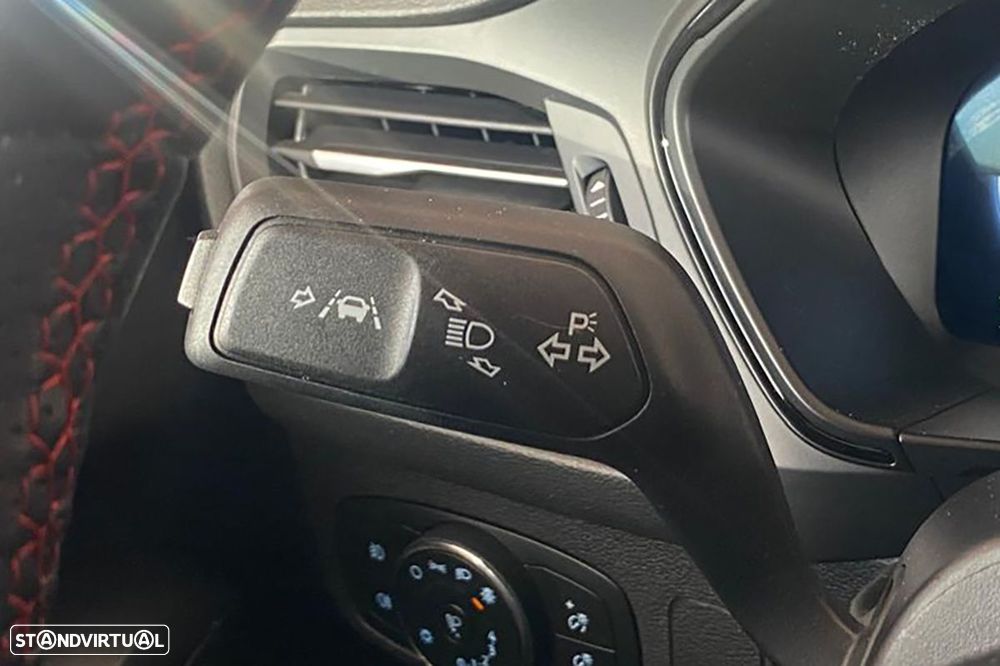 Ford Focus 1.0 EcoBoost MHEV ST-Line X Aut. - 9