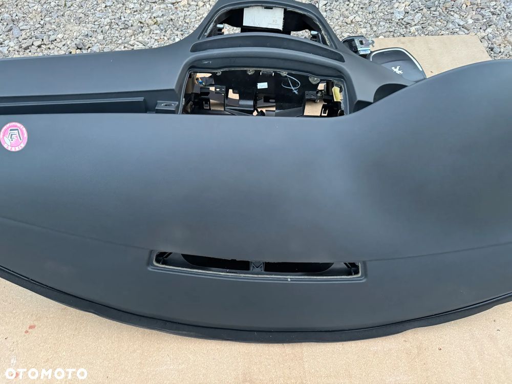 DESKA KONSOLA KOKPIT PODUSZKA PASY PEUGEOT 508 - 7