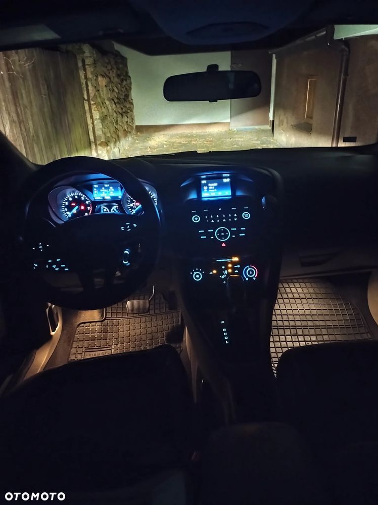 Ford Focus - 10
