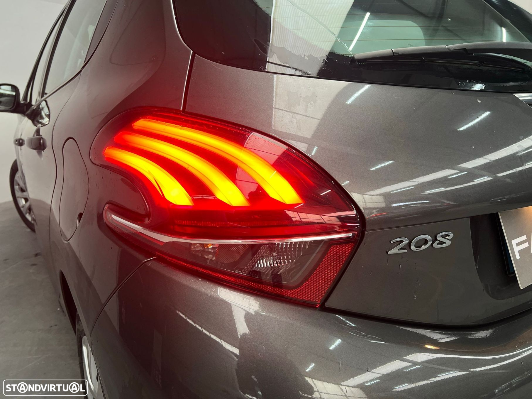 Peugeot 208 1.2 PureTech Access - 15