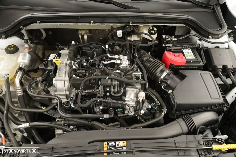 Ford Focus 1.0 EcoBoost MHEV ST-Line - 24