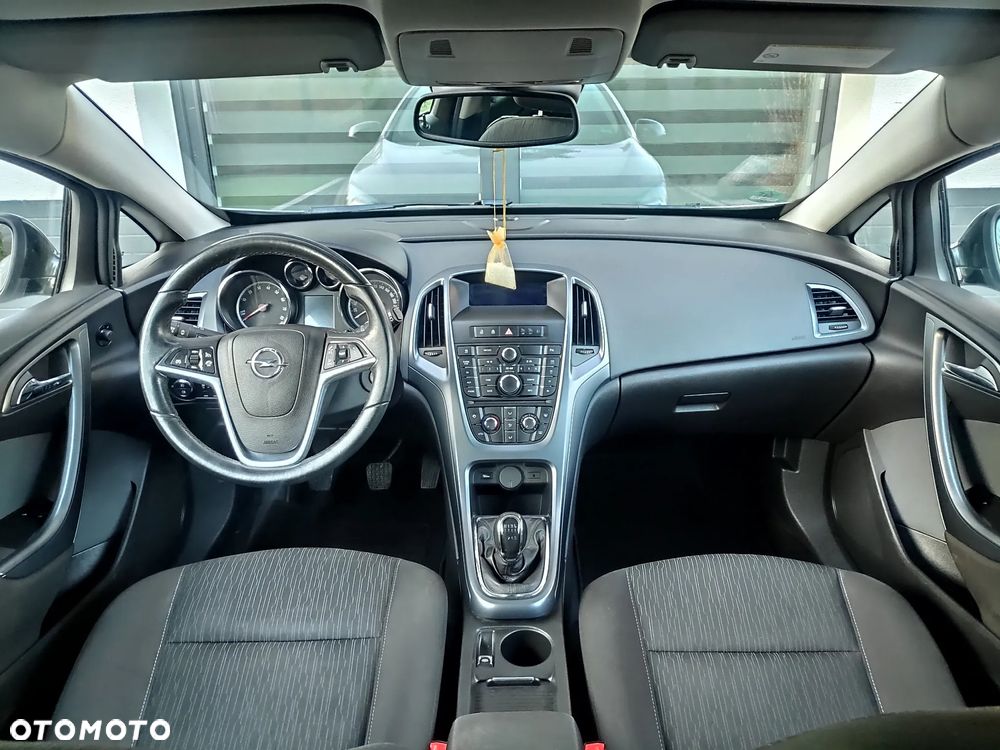 Opel Astra 1.4 Turbo Edition - 9