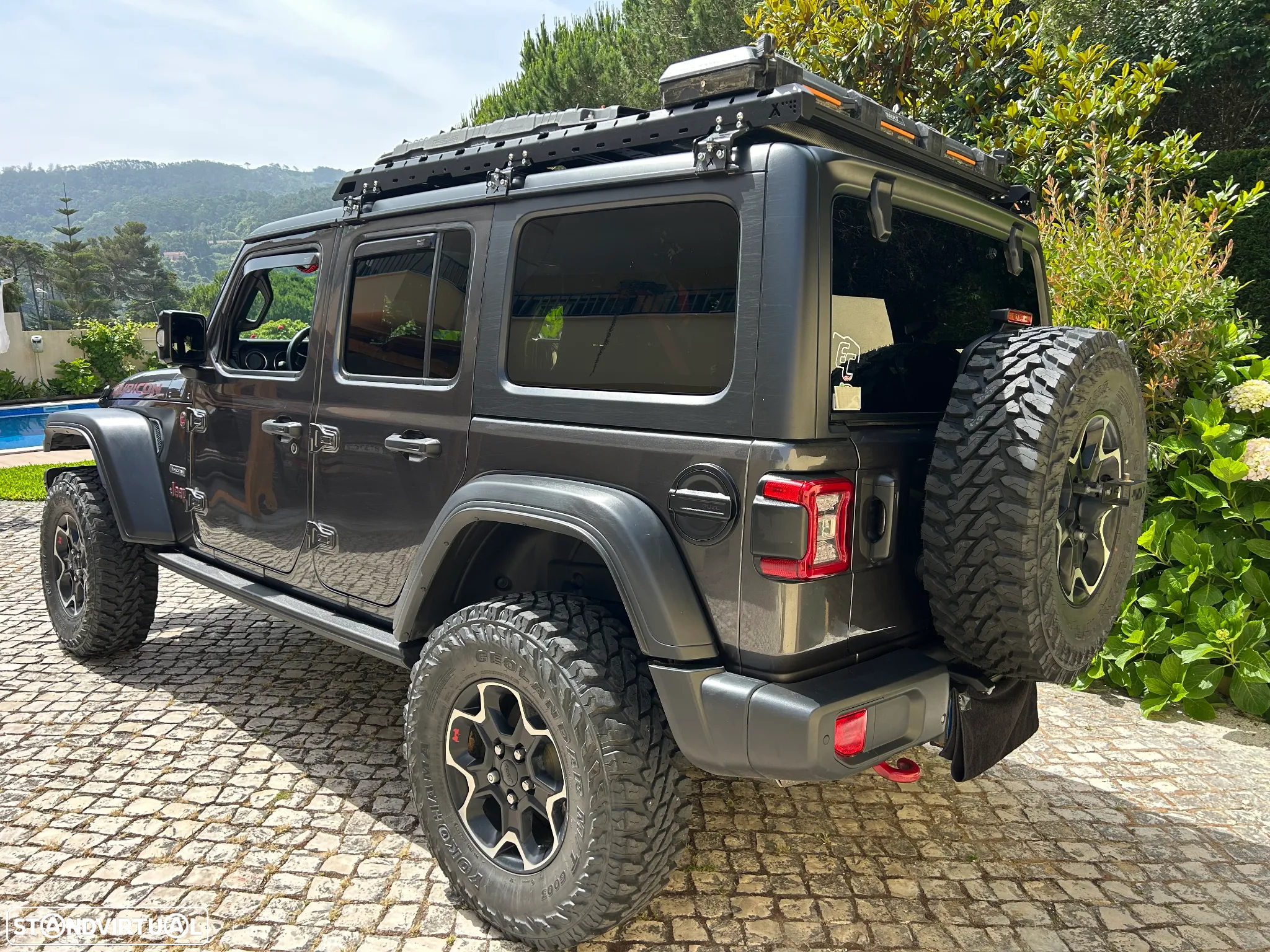 Jeep Wrangler - 4