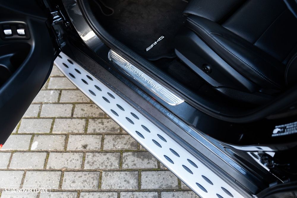 Mercedes-Benz GLC 300 e Coupe 4Matic 9G-TRONIC AMG Line - 8